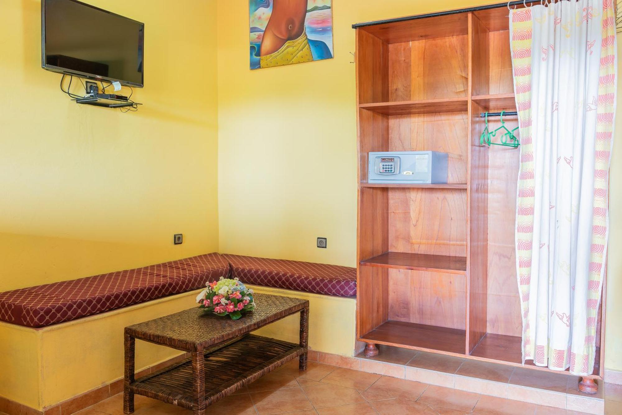 Aparthotel Jardin Tropical บุจัมบุรา ภายนอก รูปภาพ