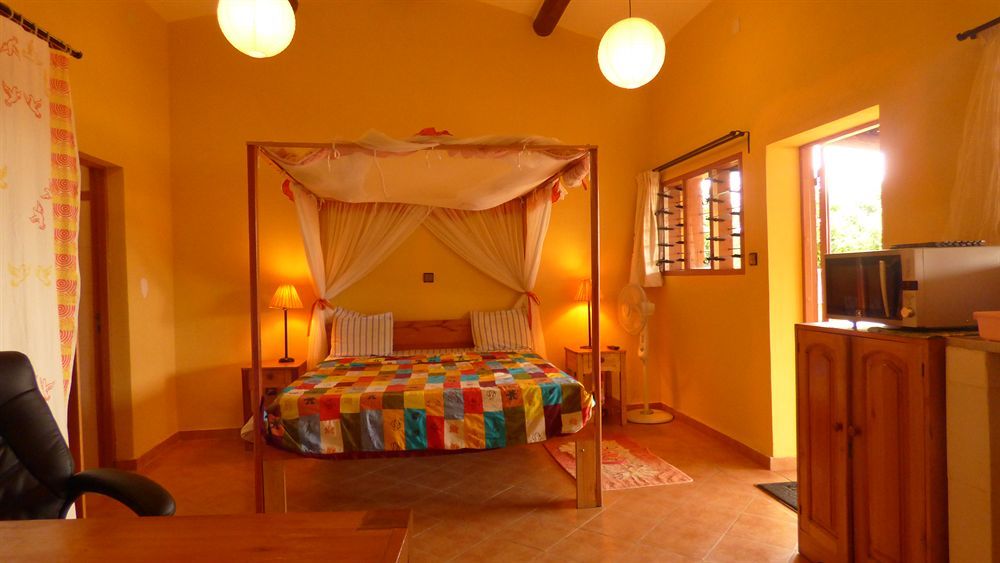 Aparthotel Jardin Tropical บุจัมบุรา ภายนอก รูปภาพ